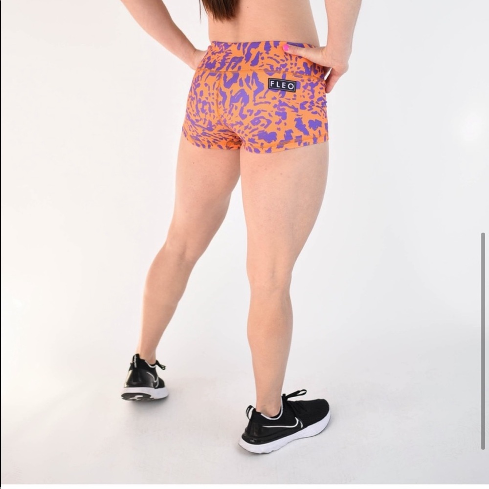 EUC Fleo Tumeric Leopard size XS